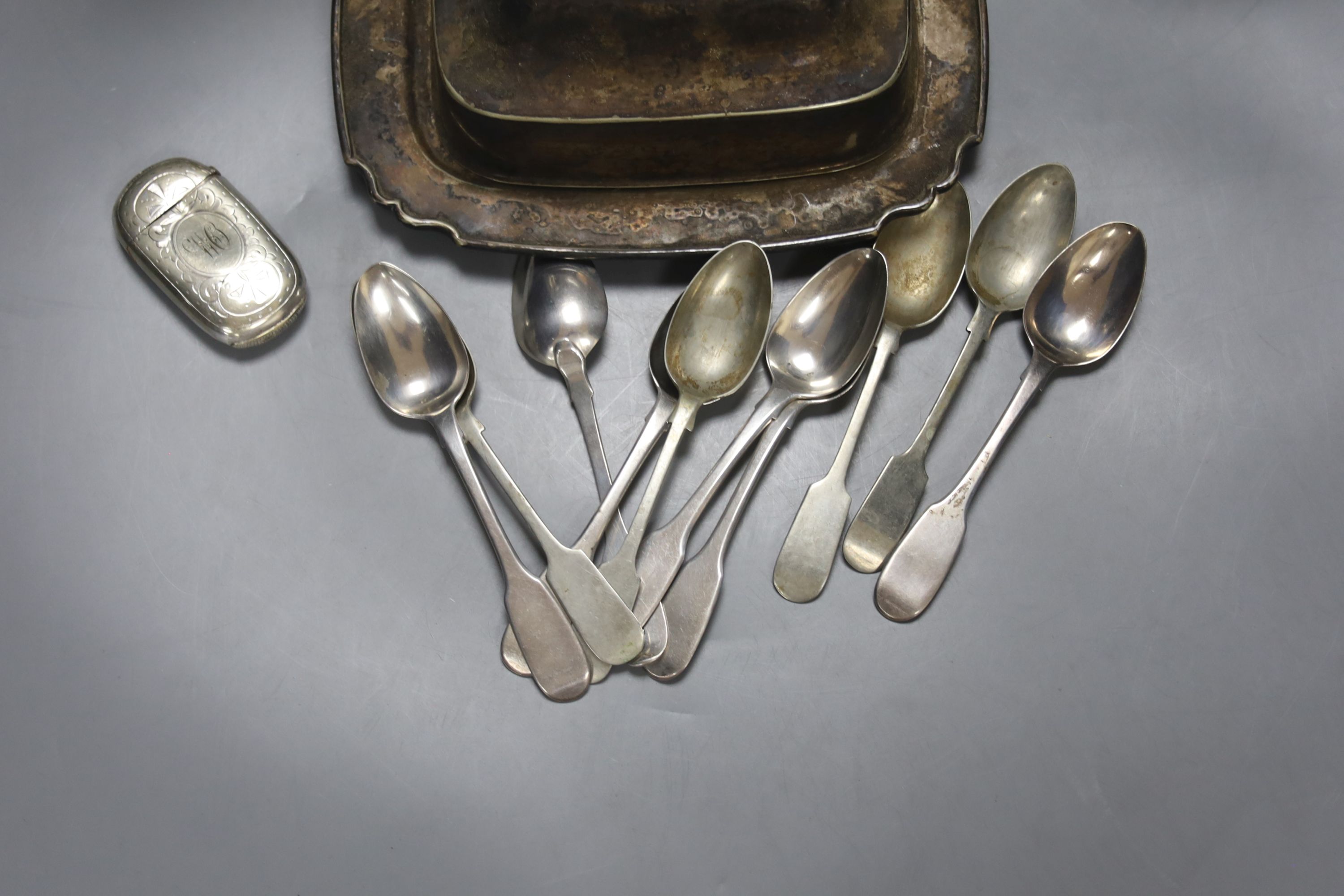 A set of six William IV silver fiddle pattern teaspoons and a small group of plated wares.